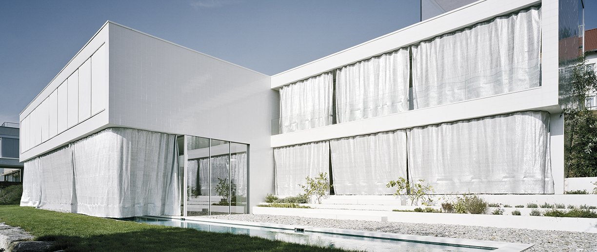 Уличные шторы, уличный текстиль, ковры, карнизы