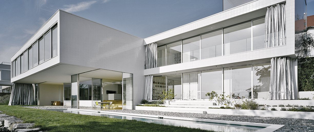 Уличные шторы, уличный текстиль, ковры, карнизы