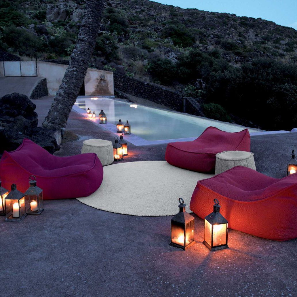 Уличные шторы, уличный текстиль, ковры, карнизы